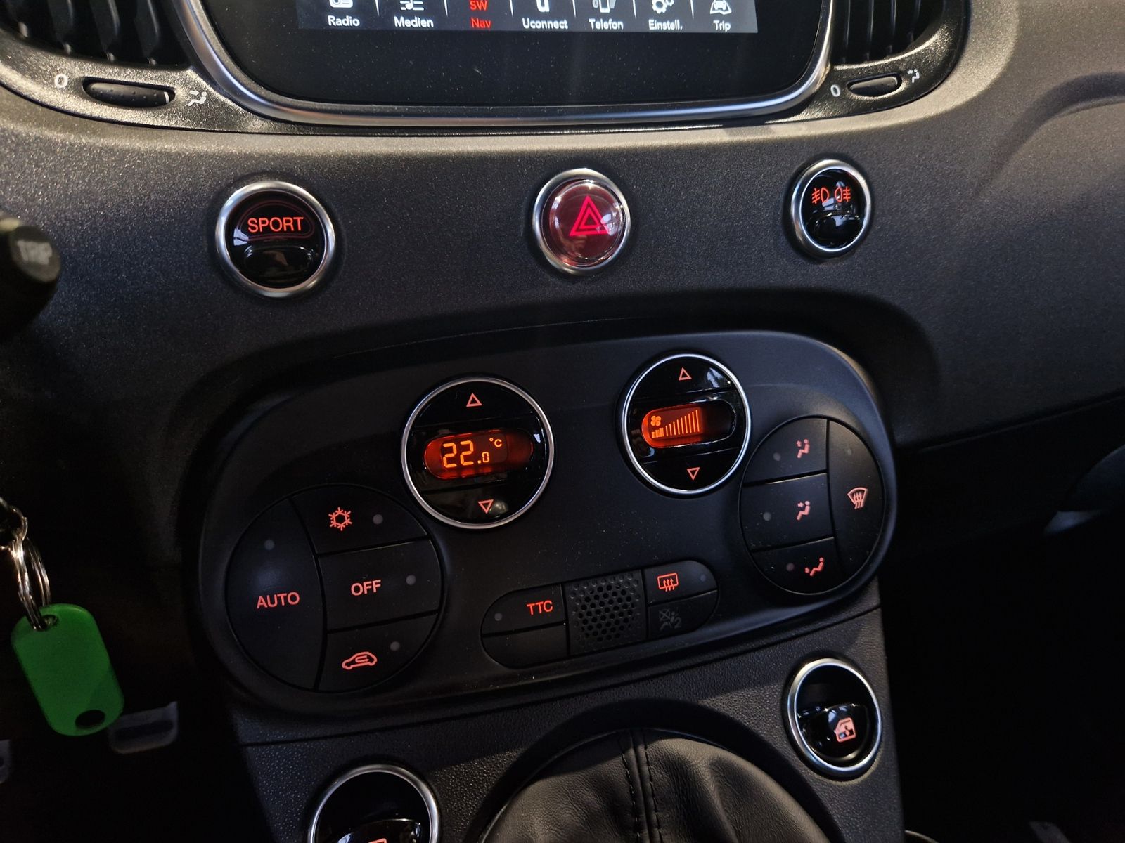 Fahrzeugabbildung Abarth 595 Competizione BREMBO NAV DAB ALU