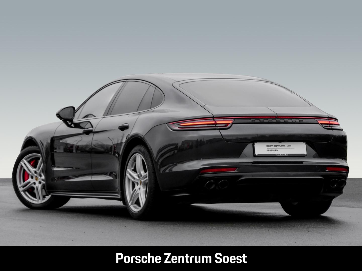 Porsche Panamera GTS/20-Zoll/Panoramadach/Surround-View