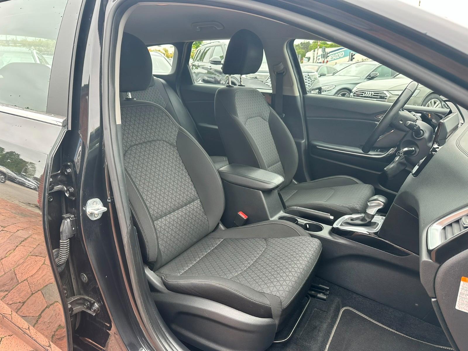 Kia Ceed Sportswagon Vision SZH NAVI LenkHz CAM TMP