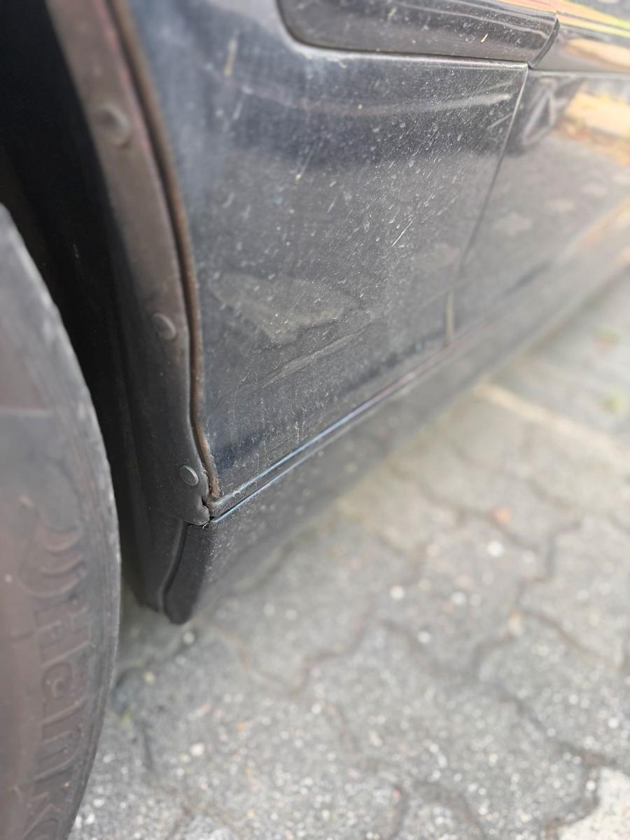 BMW 320 2005 — photo 15