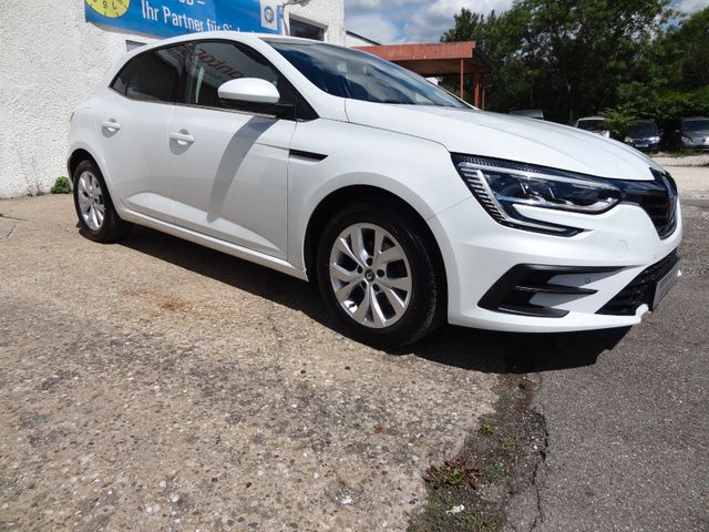 Fahrzeugabbildung Renault Megane IV Lim. 5-trg. Zen/1.Hd/Navi/SitzH/PDC/