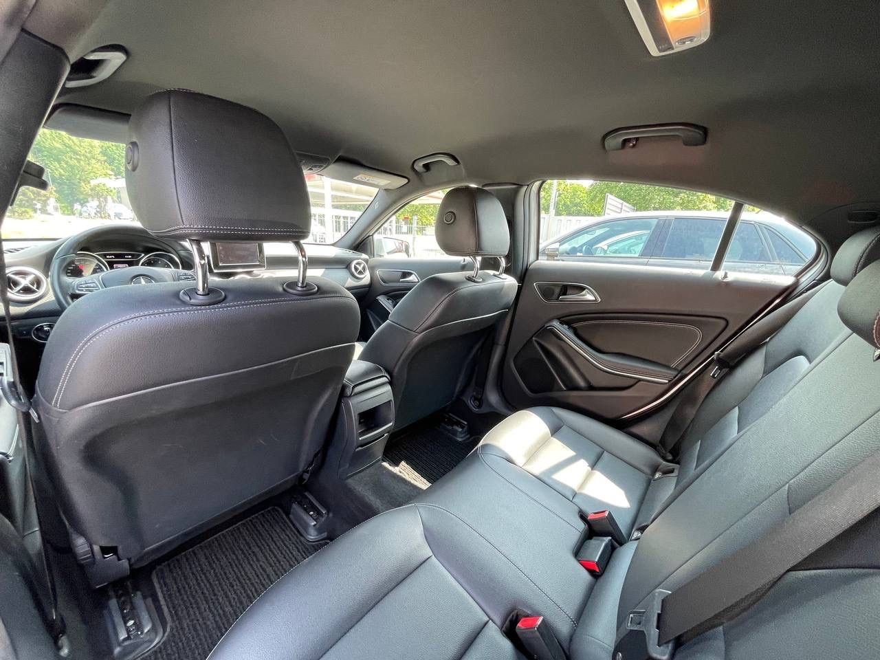 Fahrzeugabbildung Mercedes-Benz A 200 Urban*Rückfahrkamera*LED*Tempomat