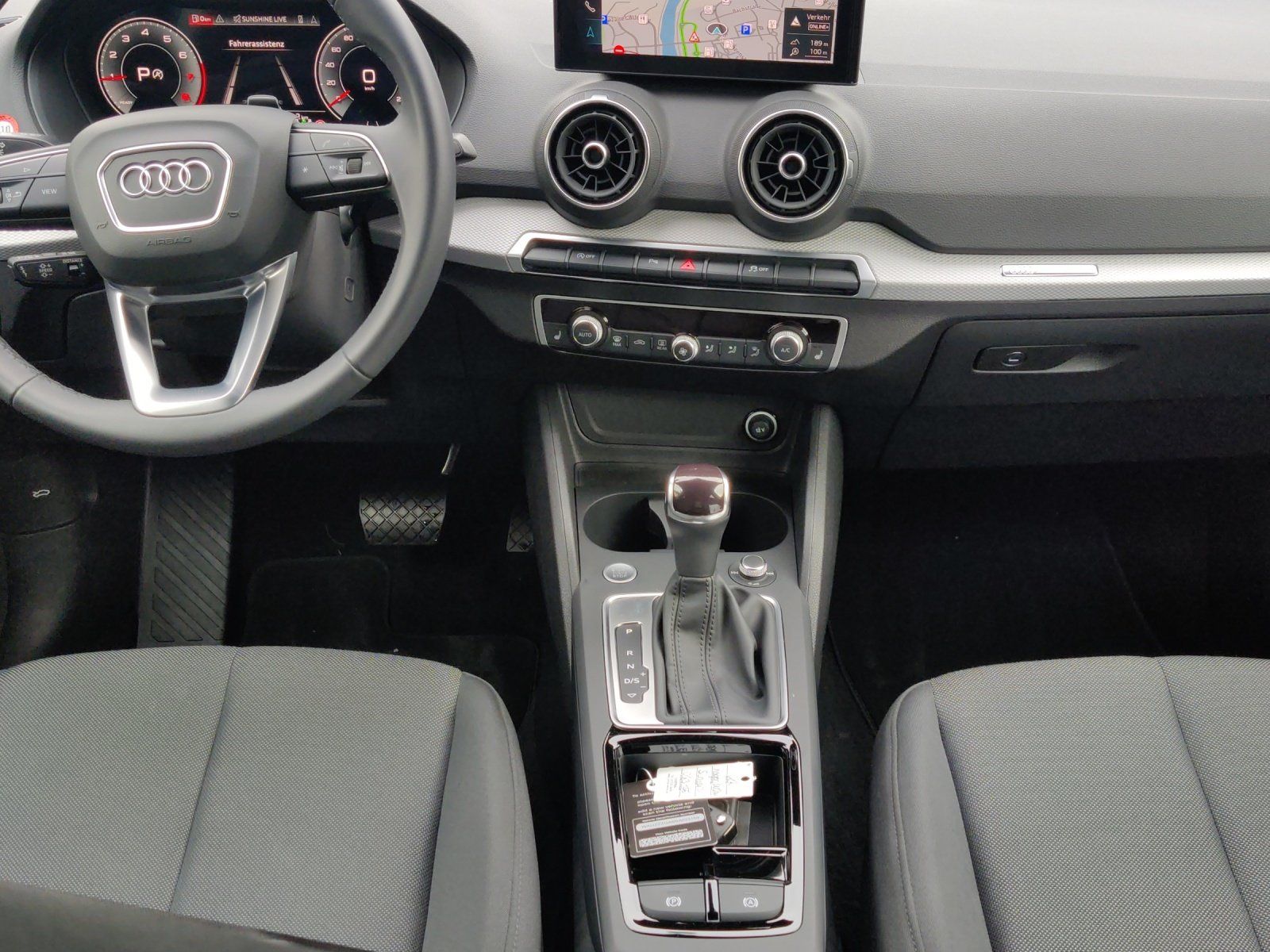 Fahrzeugabbildung Audi Q2 advanced 35 TFSI AHK,Kamera,LED,Navi,PDC,SHZ