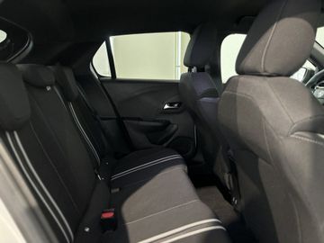 Fotografie 6 des Opel Corsa 1.2 Direct Injection Turbo GS