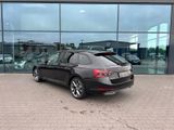 Skoda Superb 2.0 TDI Sportline 4x4 DSG Pano Navi LED - Skoda Superb mit Diesel-Antrieb: Kombi