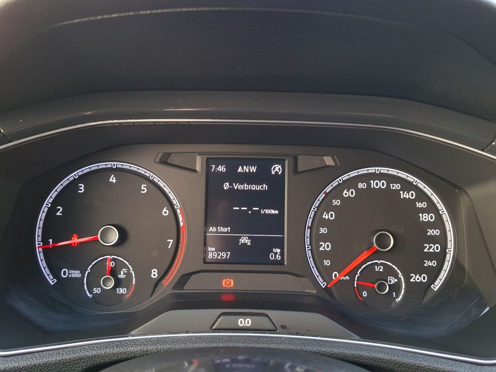 Fahrzeugabbildung Volkswagen T-Roc TSI Sport LED AHK ACC PDC SHZ