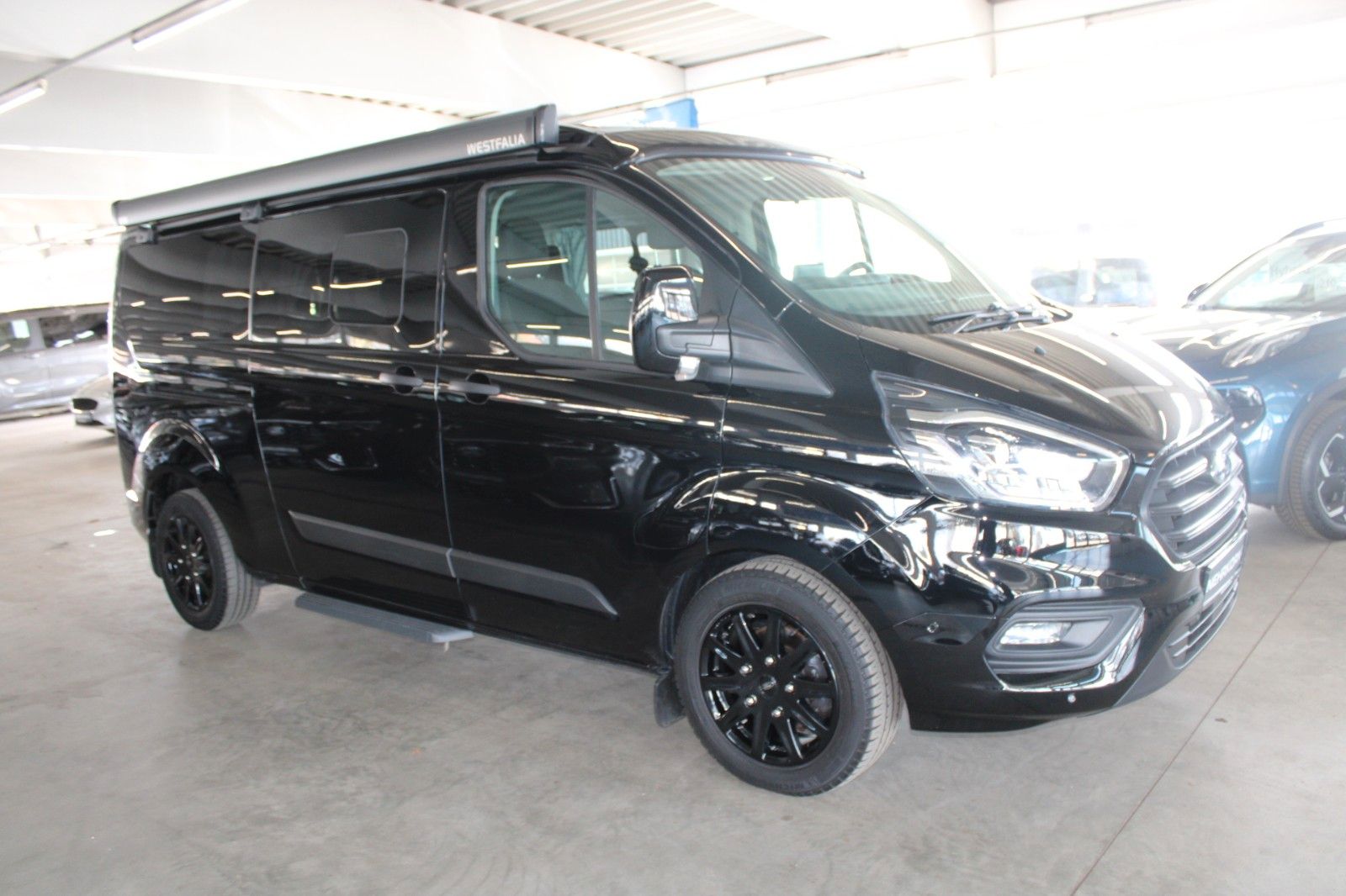 Fahrzeugabbildung Ford Ford Nugget PLUS Aufstelldach Aut WC Markise AHK