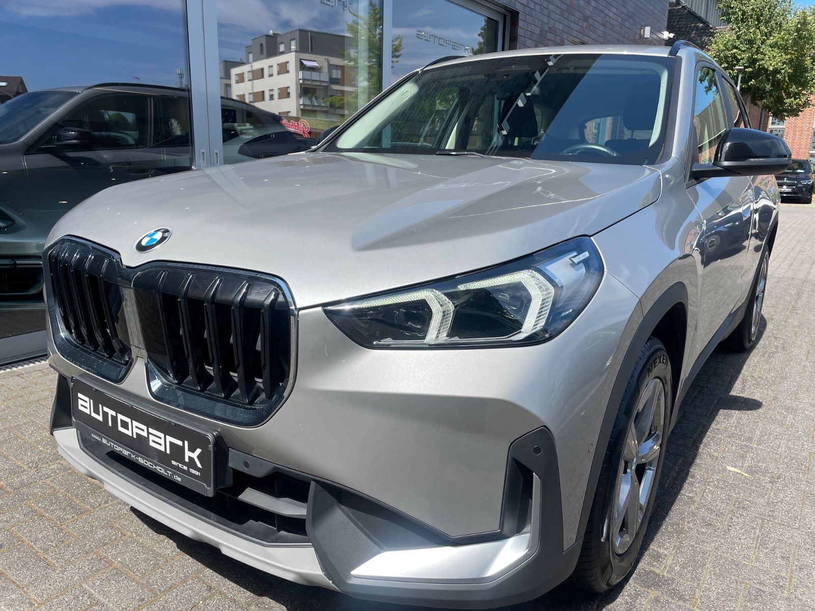 BMW X1 sDrive 18 d LM17°Premium Paket imagem 2