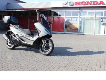 Honda Forza125 *Aktion*
