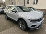Volkswagen TIGUAN ALLSPACE HIGHLINE 4M 7-SITZER|VIRTUAL|360 - gebrauchte VW Tiguan Allspace aus dem Jahr 2017