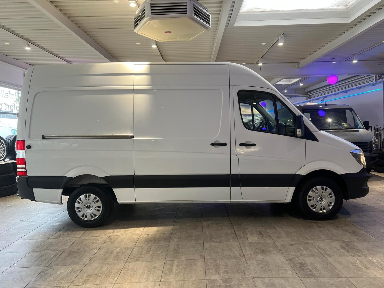 Mercedes-Benz Sprinter 316 CDI Hochdach*AHK*Navi*Klima*Regal*