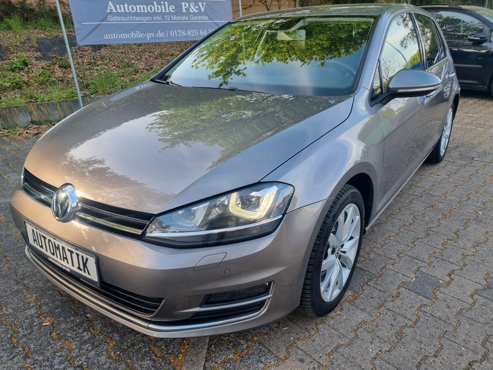 Volkswagen Golf VII Lim. Highline*Kyless*Navi*Sitzh*PDC*AHK