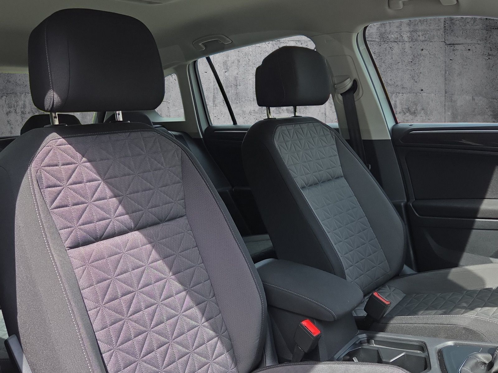Tiguan LIFE 2.0 TDI SCR DSG RFK AHK