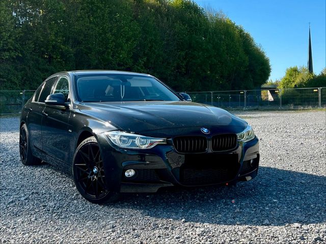 BMW BMW 320 F30 Facelift im Top Zustand