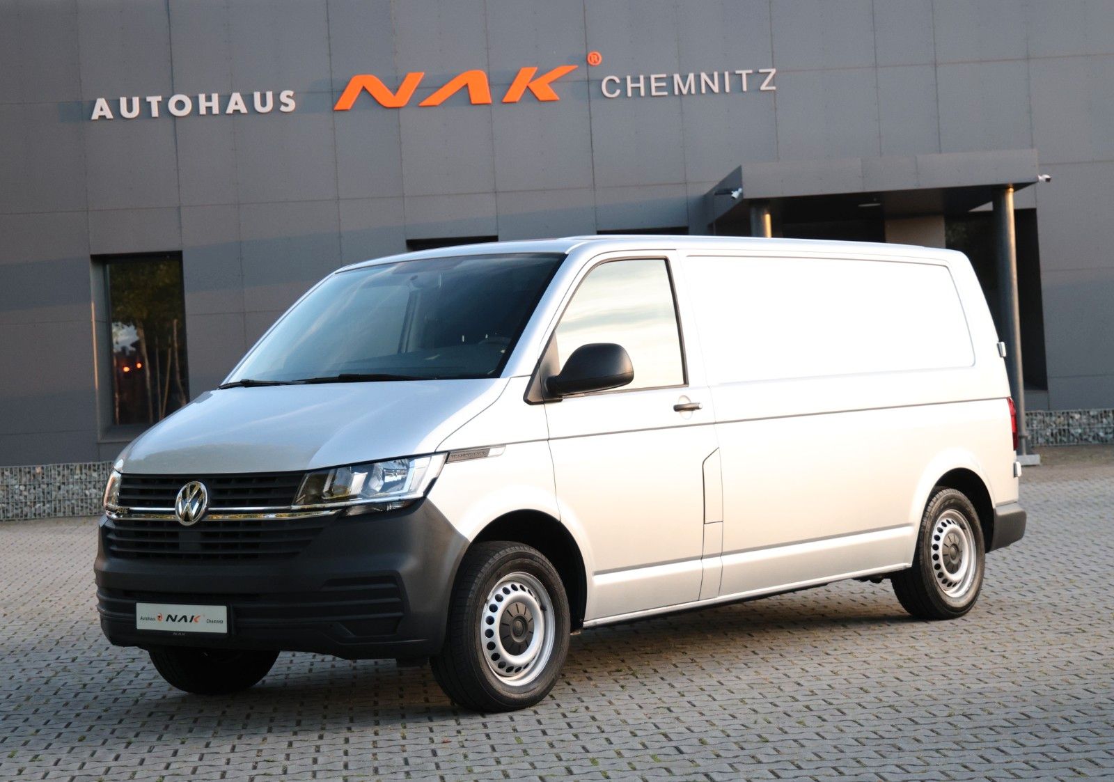 Volkswagen T6.1 ABT e-Kasten lang DSG Bluetooth DAB