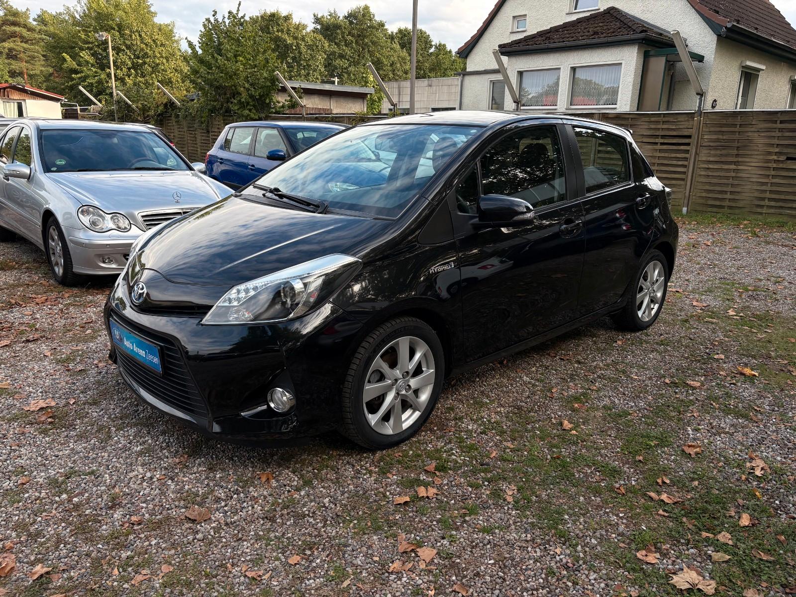 Toyota Yaris Benzin/Hybird/Elektro