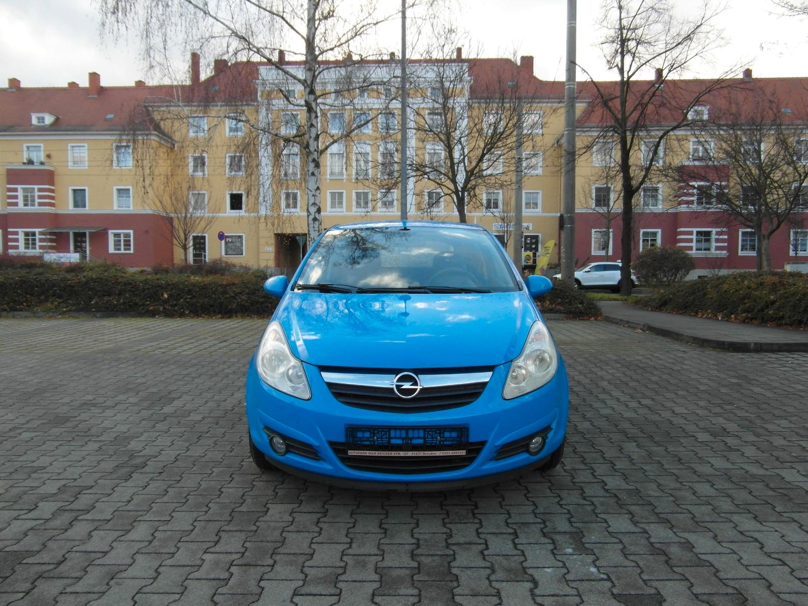 Opel Corsa D CATCH ME HU 11/27