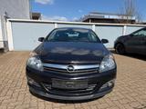 Opel Astra H GTC Cosmo - Opel Astra aus 2005 mit Diesel-Antrieb