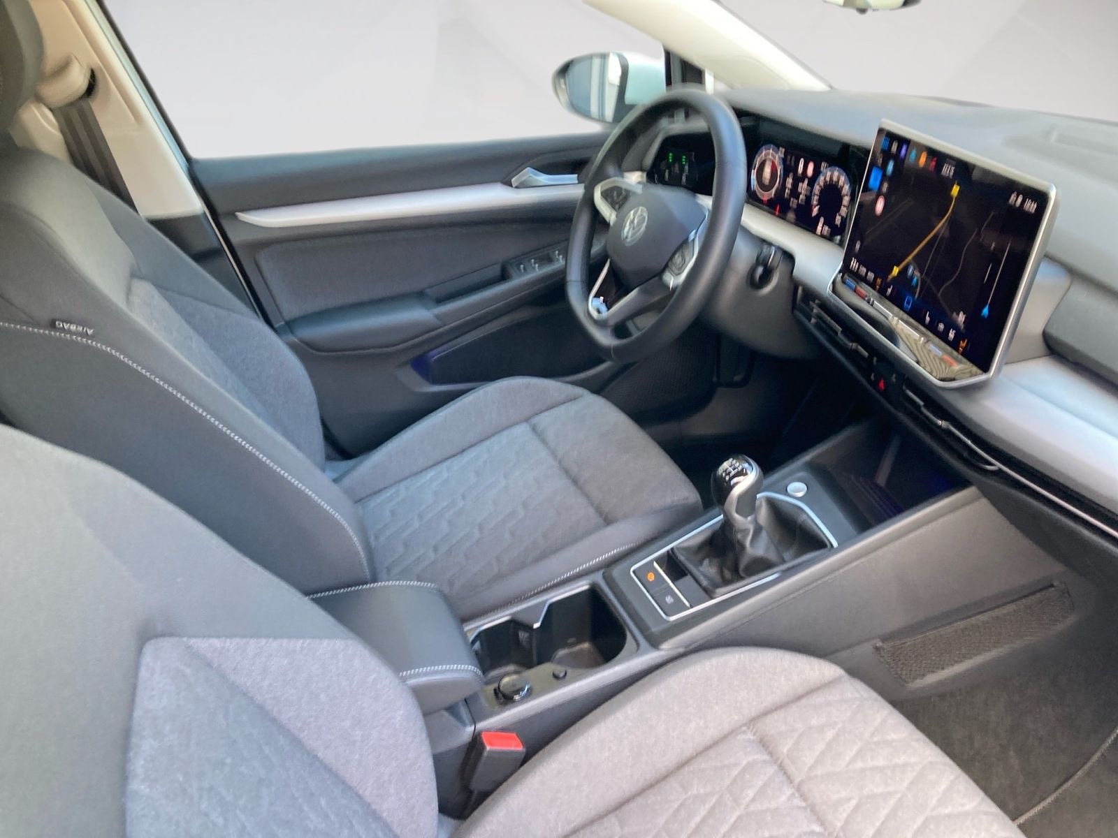 Volkswagen Golf - Bild 9