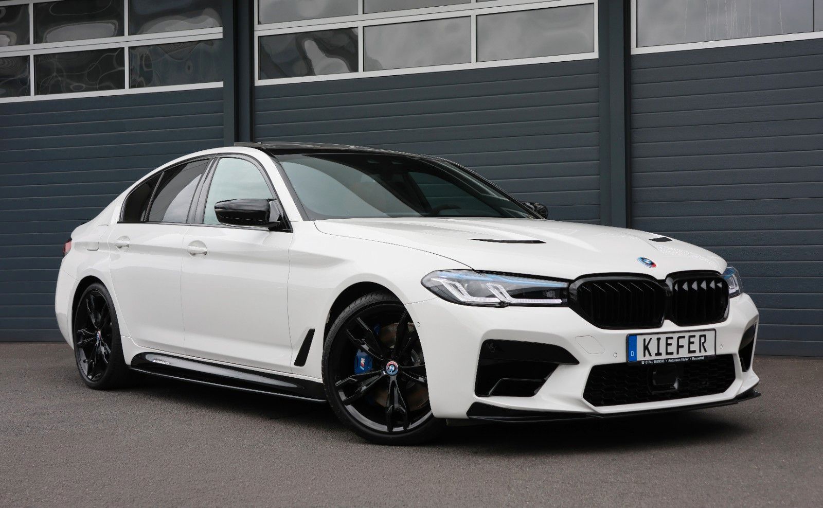 BMW M550i xDrive/H&amp;K/HUD/4xSHZ/LHZ/KAMERA/TOTW/R20