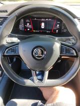 Skoda Superb 2.0 TDI DSG SPORTLINE  - Skoda Superb mit Diesel-Antrieb: Limousine, 2.0