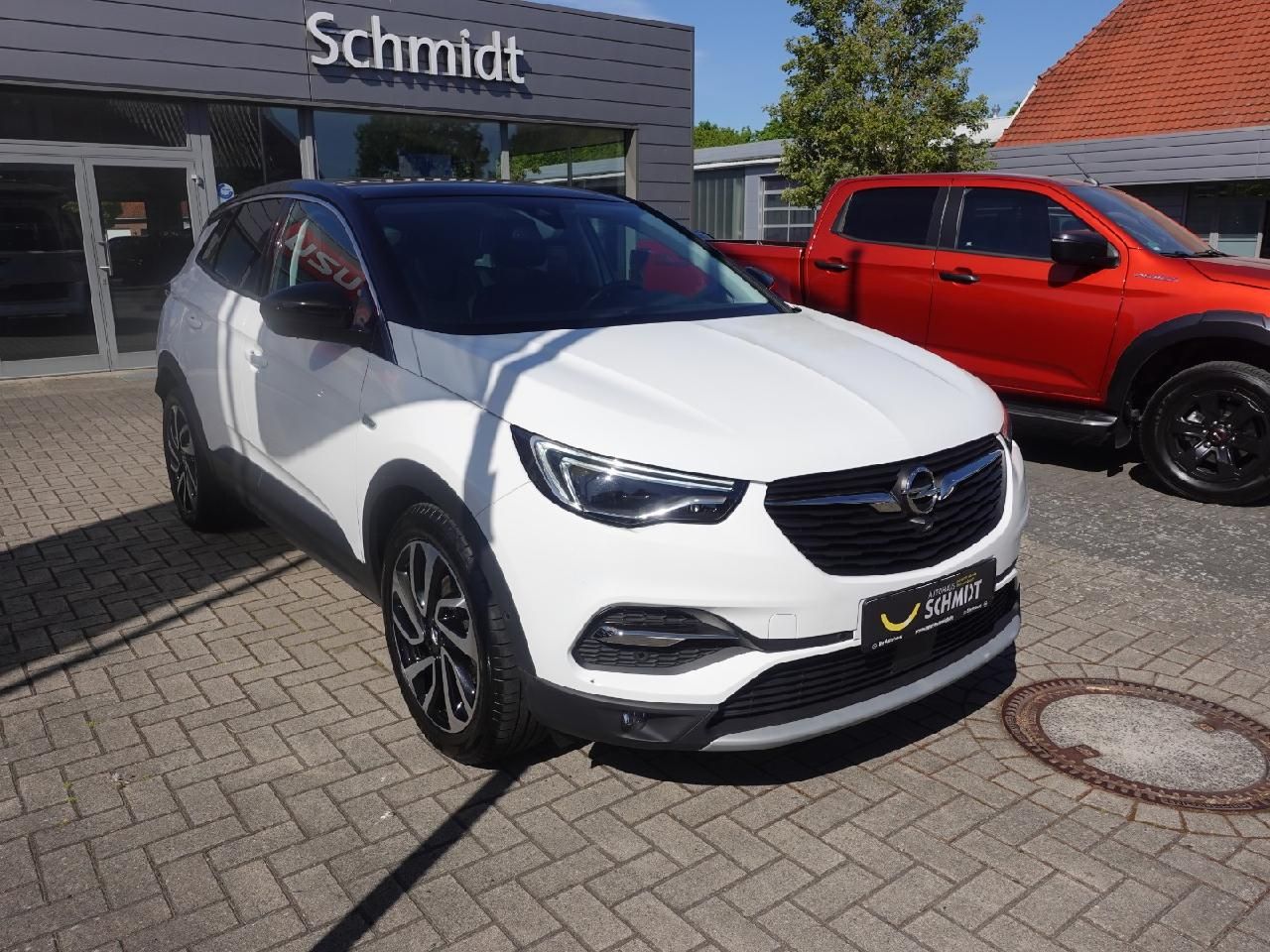 Fahrzeugabbildung Opel Grandland 2,0 Innovation Automatik