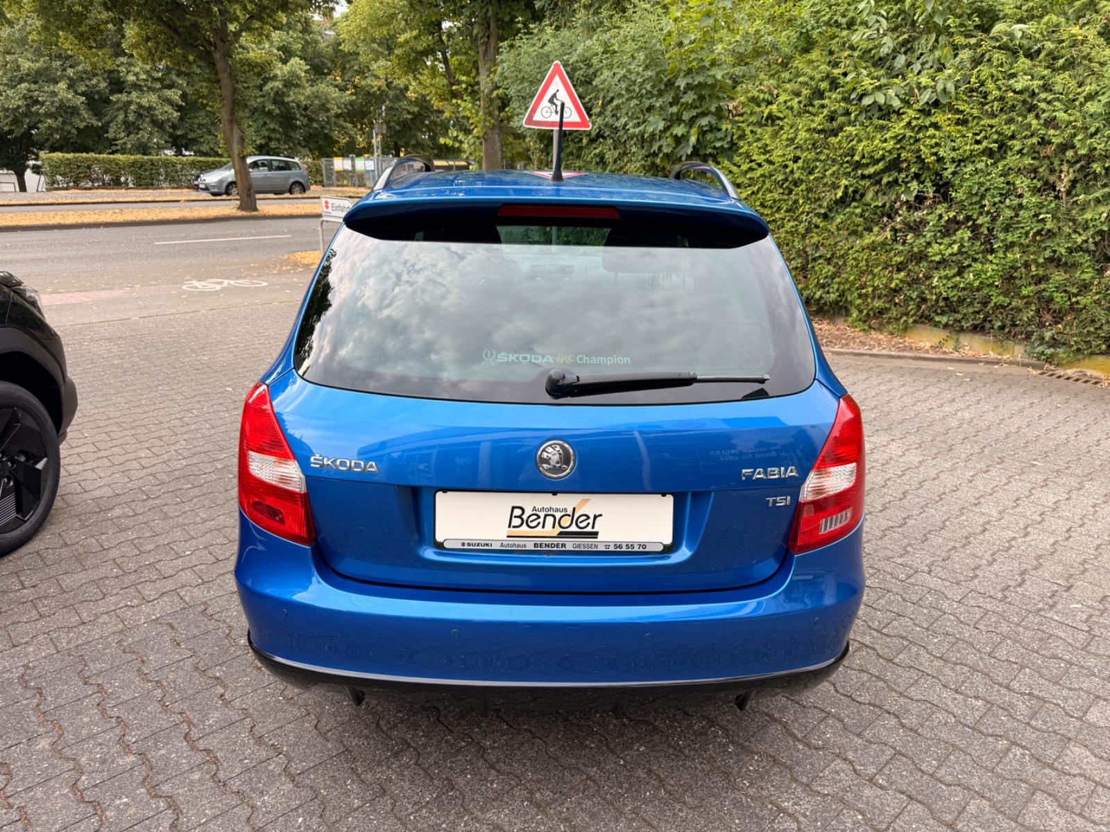 Skoda Fabia Combi Monte Carlo KLIMAAUTO TEMPOMAT PDC