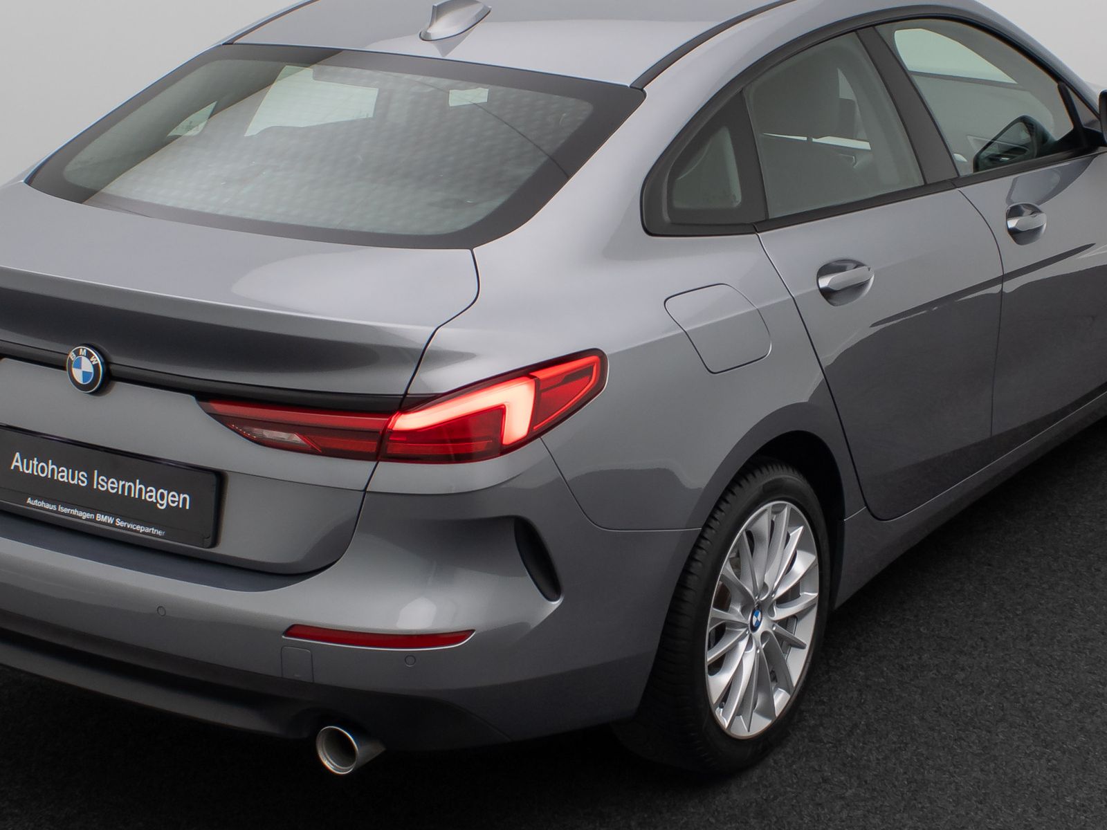 Fahrzeugabbildung BMW 220 Gran Coup&eacute; HUD DAB Sport AdaptLED PDC Leder
