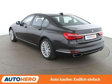 BMW 740 - 4