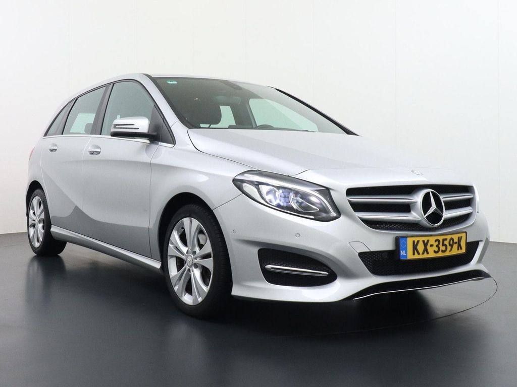 Mercedes-Benz B 180 Ambition Facelift Urban navi kamera AHK au
