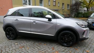 Fahrzeugabbildung Opel Crossland (X), Navi, LED, Leder, Kamera