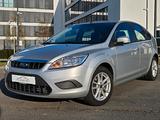 Ford Focus Lim. Concept, 8fach, PDC - Ford Focus Concept mit Diesel-Antrieb