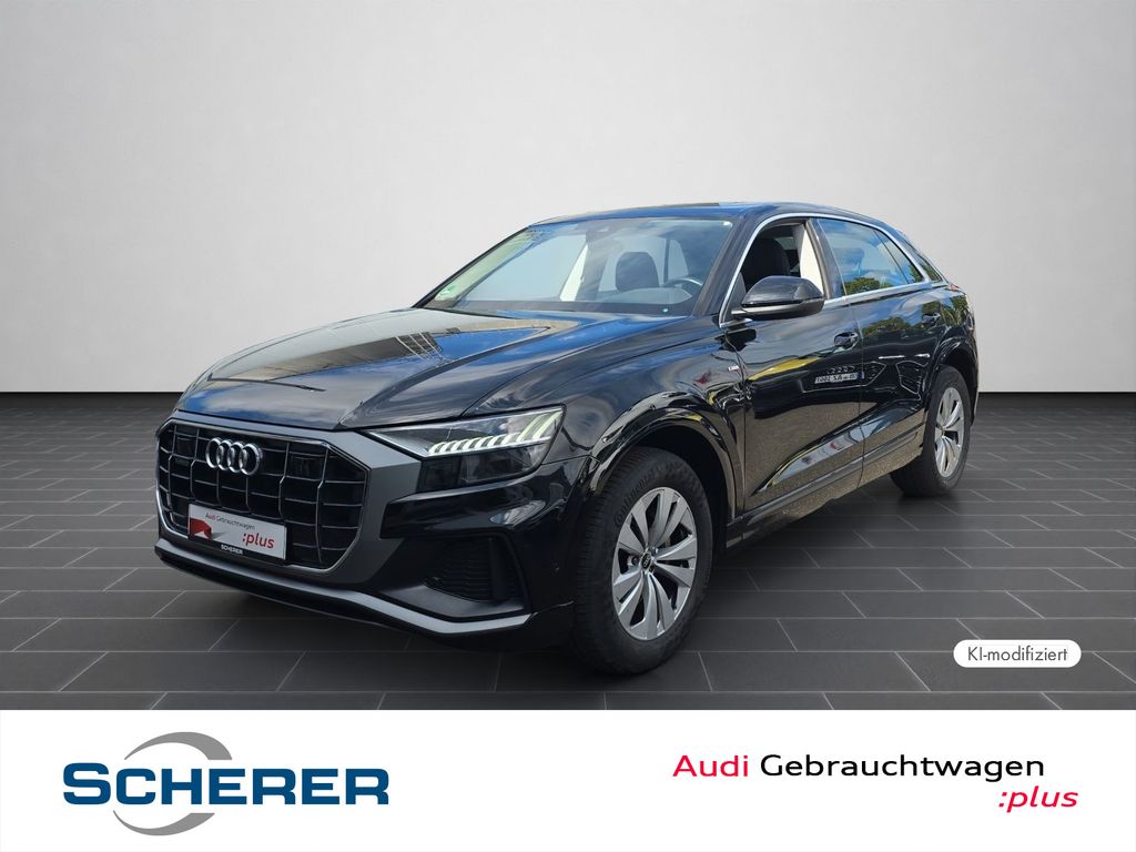 Image of Audi Q8