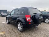 Suzuki Grand Vitara 2.0 Comfort * 4x4 - Suzuki Grand Vitara: Comfort