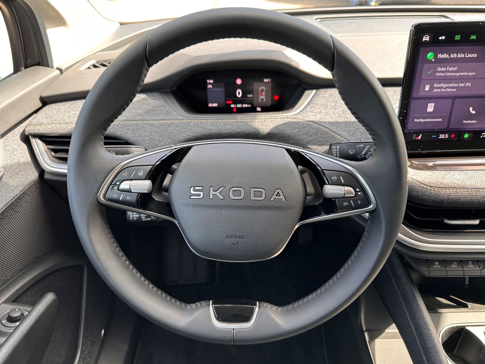Fahrzeugabbildung SKODA Elroq 60 Loft AHK/ACC/Navi/LED/RFK/PDC/APP