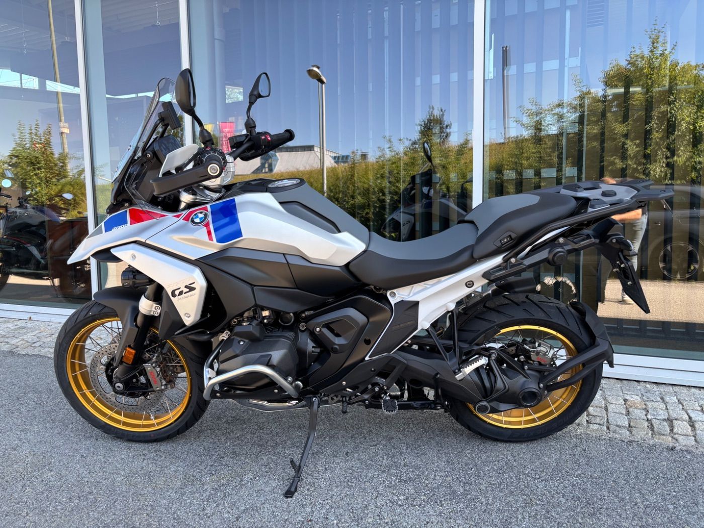 Fahrzeugabbildung BMW R 1300 GS Trophy 5 Pakete ASA Enduro-Paket