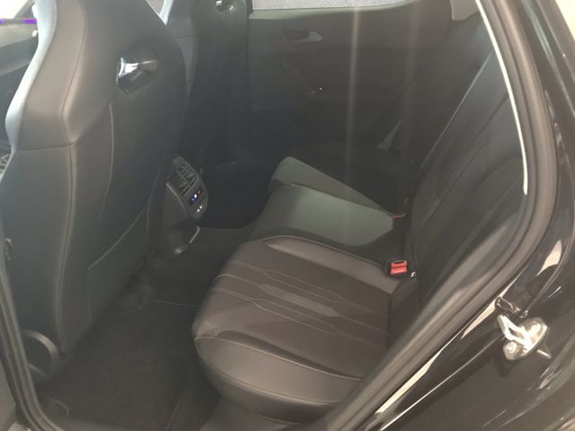 Leon 1.5 eTSI DSG*KAMERA*NAVI*AMBIENTE*