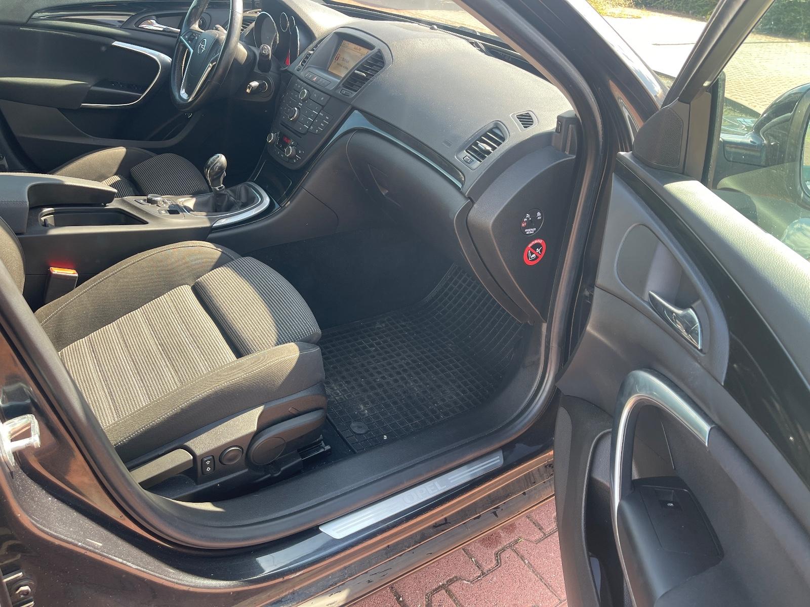 Opel Insignia 2013 — photo 8