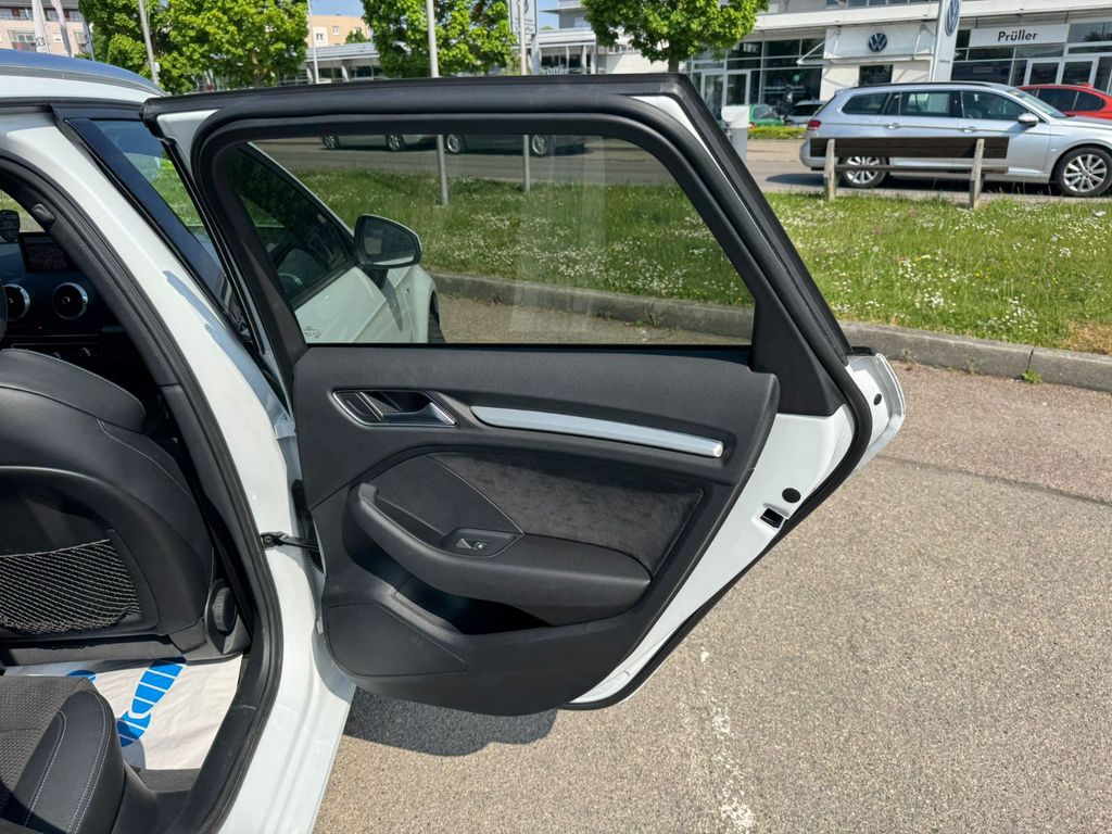 AUDI A3 33