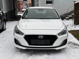 Hyundai i30 YES! *Automatik/Navi/CarPlay/Kamera* - Hyundai i30 YES! mit Diesel-Antrieb