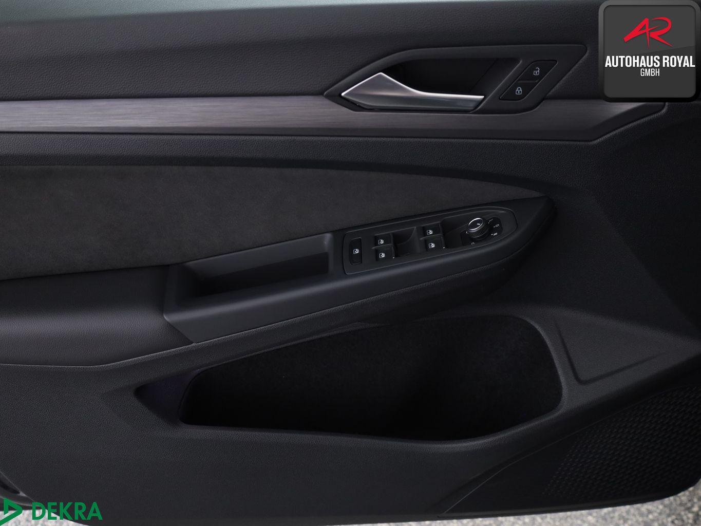 Volkswagen Golf VIII Variant 2.0 TDI STYLE KAMERA,MASSAGE, миниатюра 24