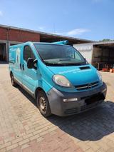Opel Vivaro 1,9 - gebrauchte Opel Vivaro aus dem Jahr 2004