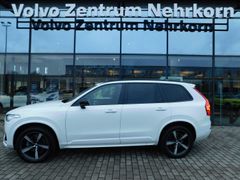 Fahrzeugabbildung Volvo XC90 B5 D AWD R-Design '7-Sitzer,Glasdach'