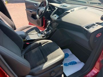Ford Kuga - 10