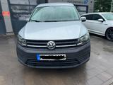 Volkswagen Caddy PKW Trendline BMT - : Pkw