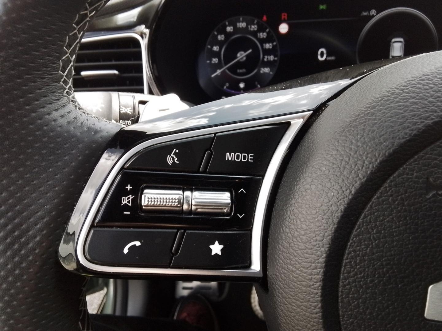 Kia Ceed_sw Sportswagon GT Line 1.5T AT Navi-ACC Dig