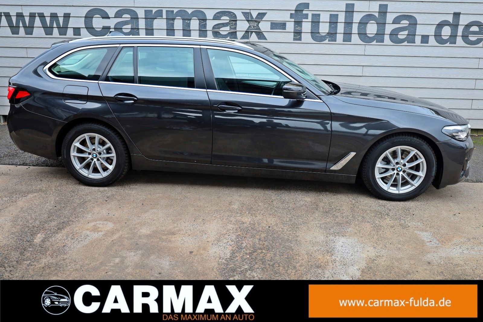 Fahrzeugabbildung BMW 520 d xDrive,Leder,Navi,LED,SH,Kamera,DAB,AHK
