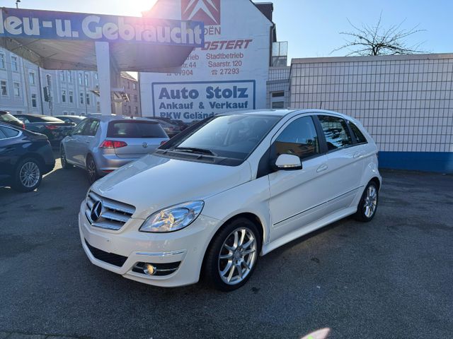 Mercedes-Benz B 180 SPORTPAKET,AUTOMATIK,SPORTPAKET,LEDER,TOP