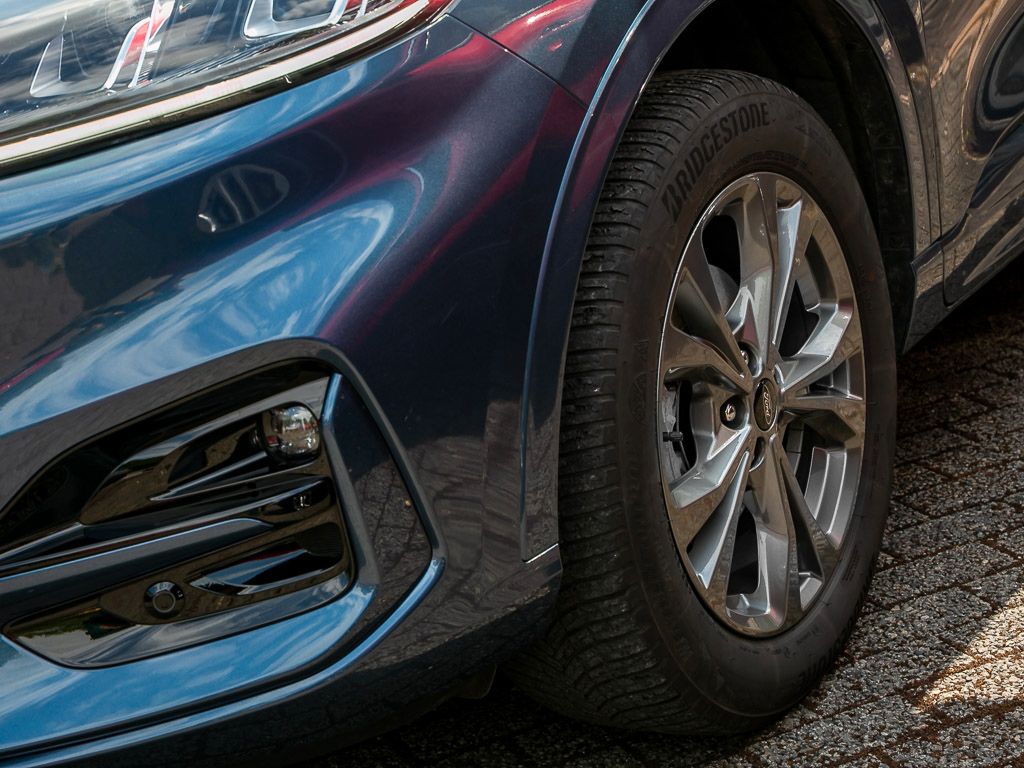 Ford Kuga — fotografia 3