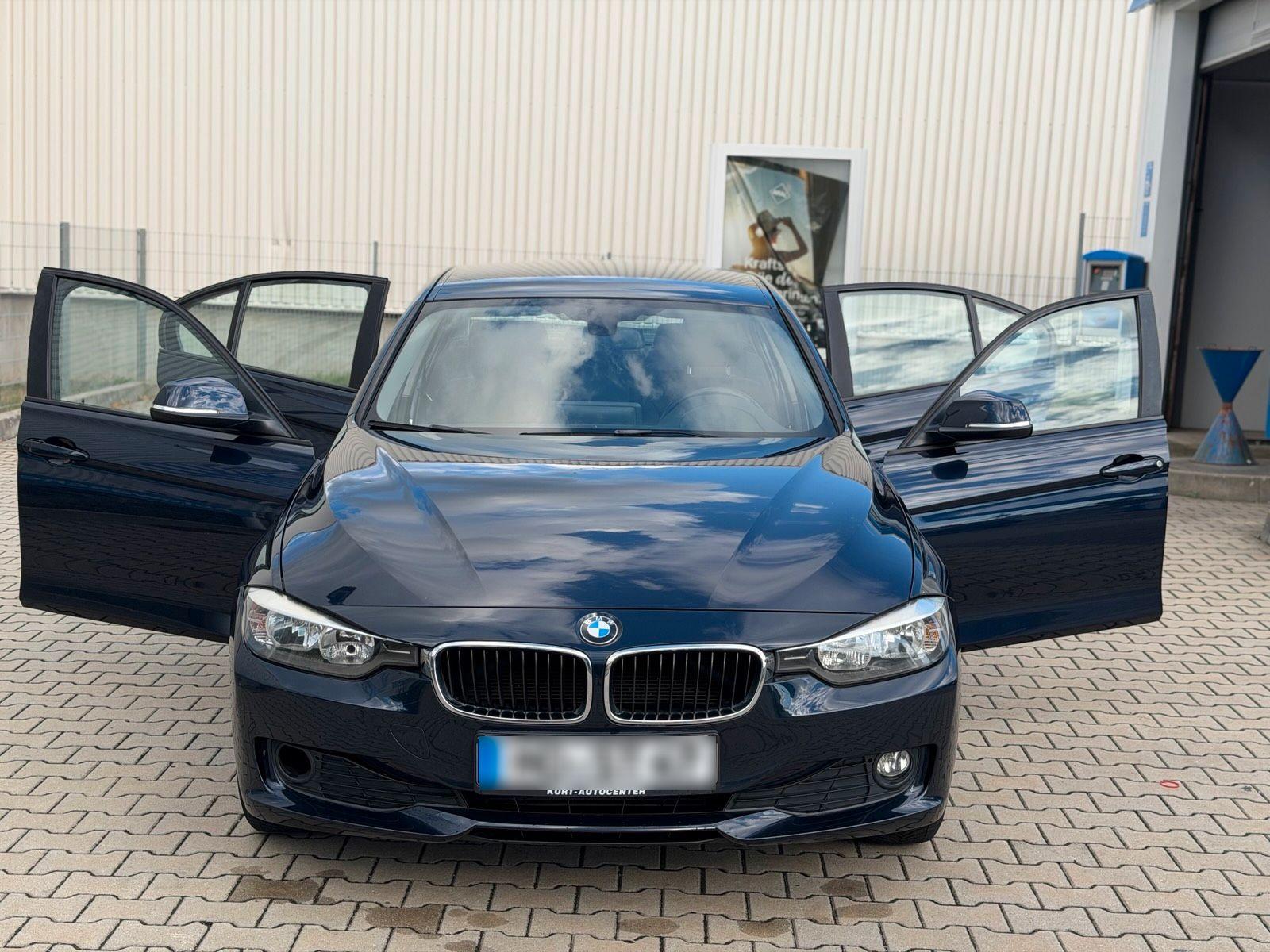 BMW 320